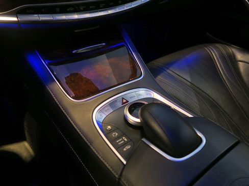 Used 2014 Mercedes-Benz S 63 AMG 4MATIC Sedan image 21
