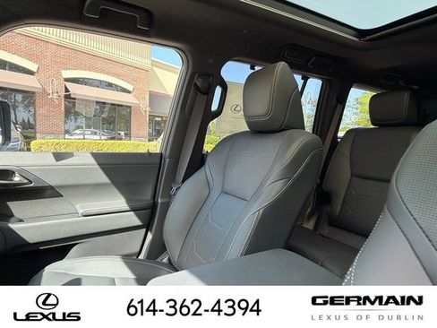 New 2026 Lexus GX 550 AWD/4WD image 22