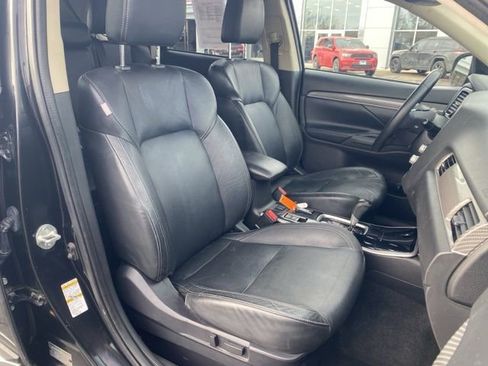 Used 2020 Mitsubishi Outlander SEL image 10