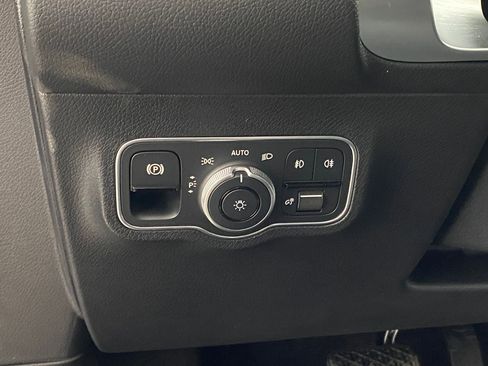 New 2026 Mercedes-Benz GLB 250 4MATIC image 19