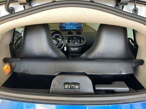 Used 2016 smart fortwo Coupe RWD image 20