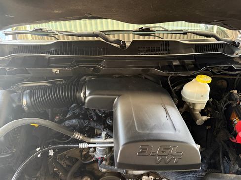 Used 2020 RAM 1500 Classic Warlock w/ Electronics Group RWD image 30