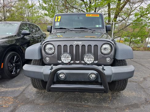 Used 2017 Jeep Wrangler Unlimited Sport w/ Quick Order Package 23S AWD/4WD image 8