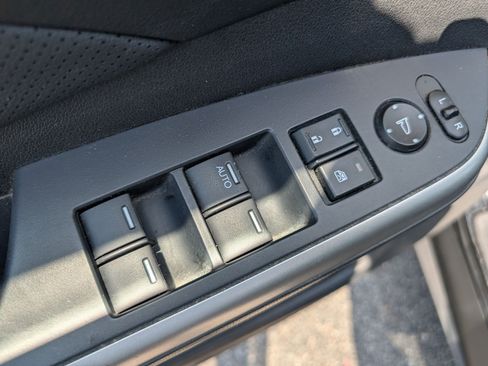Used 2016 Honda CR-V EX-L image 18