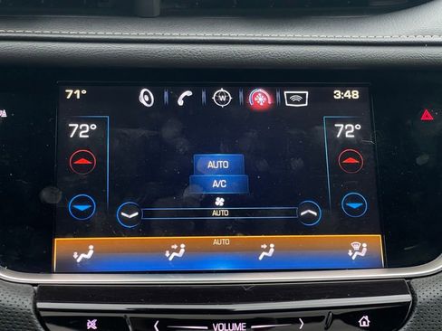 Used 2017 Cadillac XT5 Luxury w/ Driver Awareness Package FWD image 21