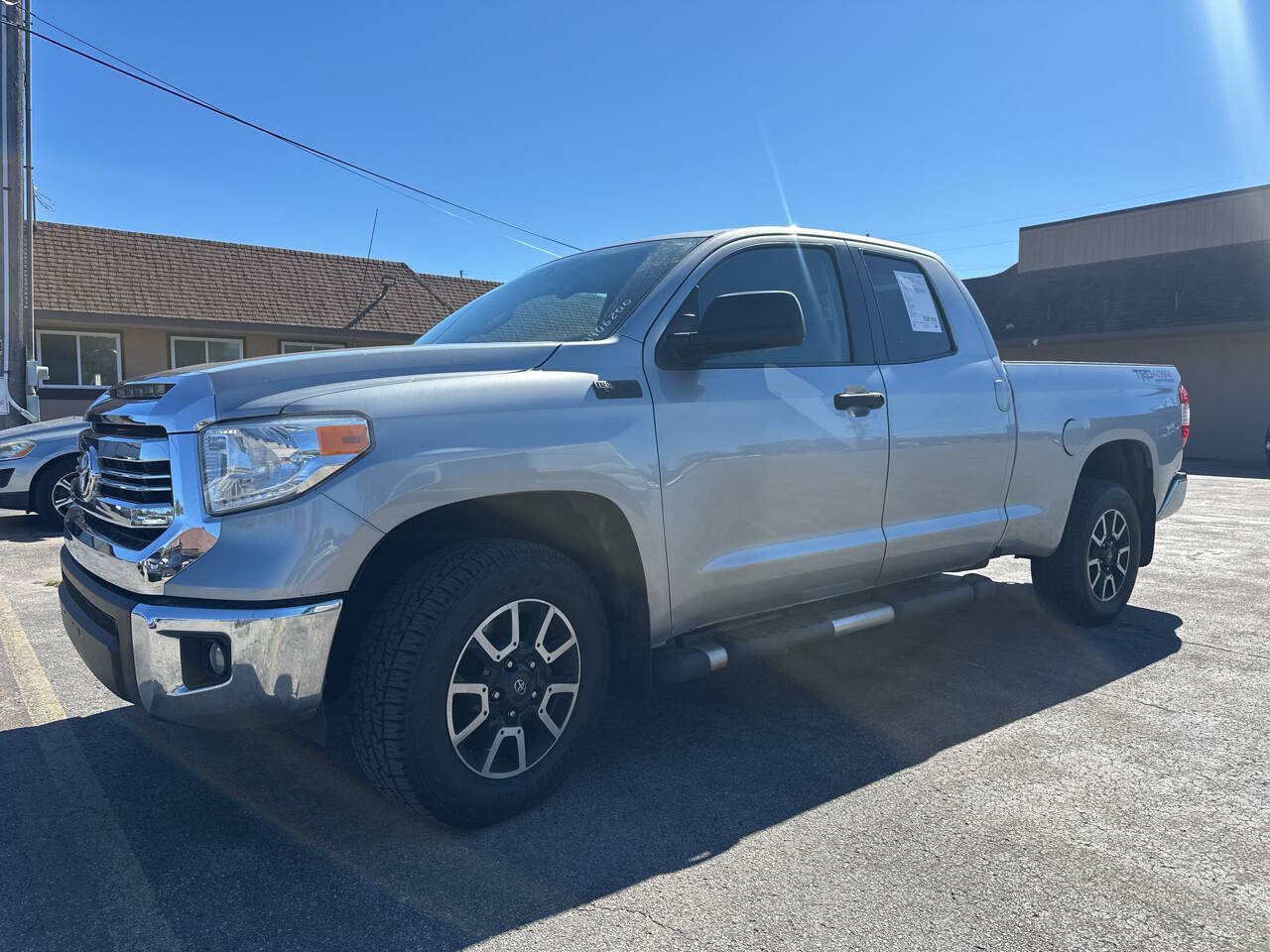 Used 2017 Toyota Tundra SR5 w/ TRD Off Road Package AWD/4WD image 1
