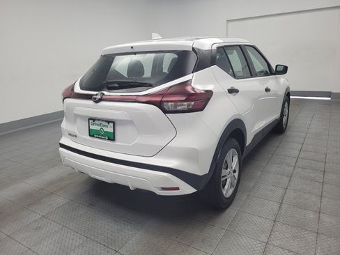 Used 2024 Nissan Kicks S FWD image 7
