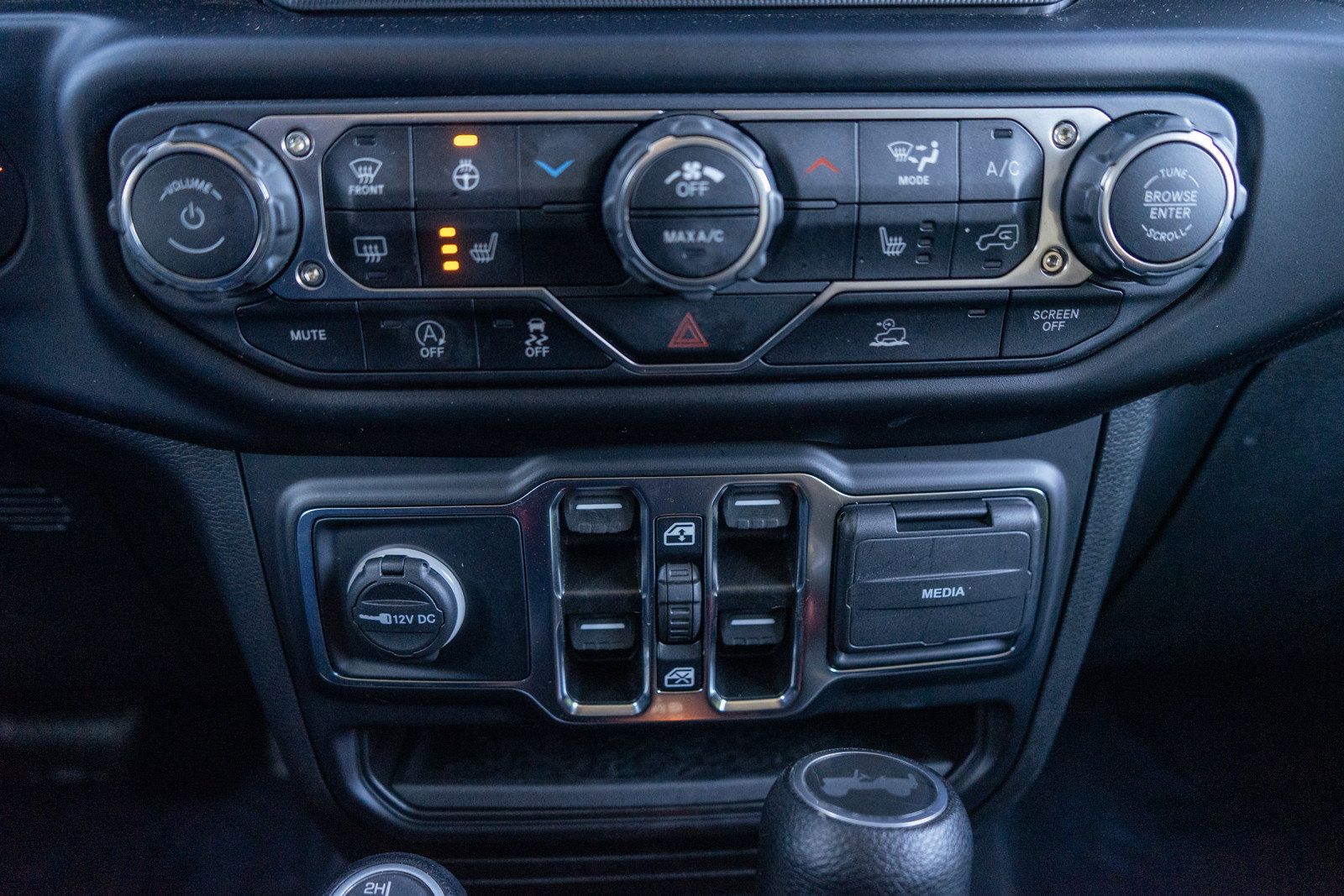 Used 2022 Jeep Wrangler Unlimited Sport AWD/4WD image 18