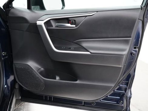 Used 2023 Toyota RAV4 XLE w/ Convenience Package image 64
