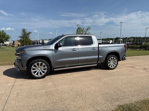 Used 2019 Chevrolet Silverado 1500 High Country AWD/4WD image 4