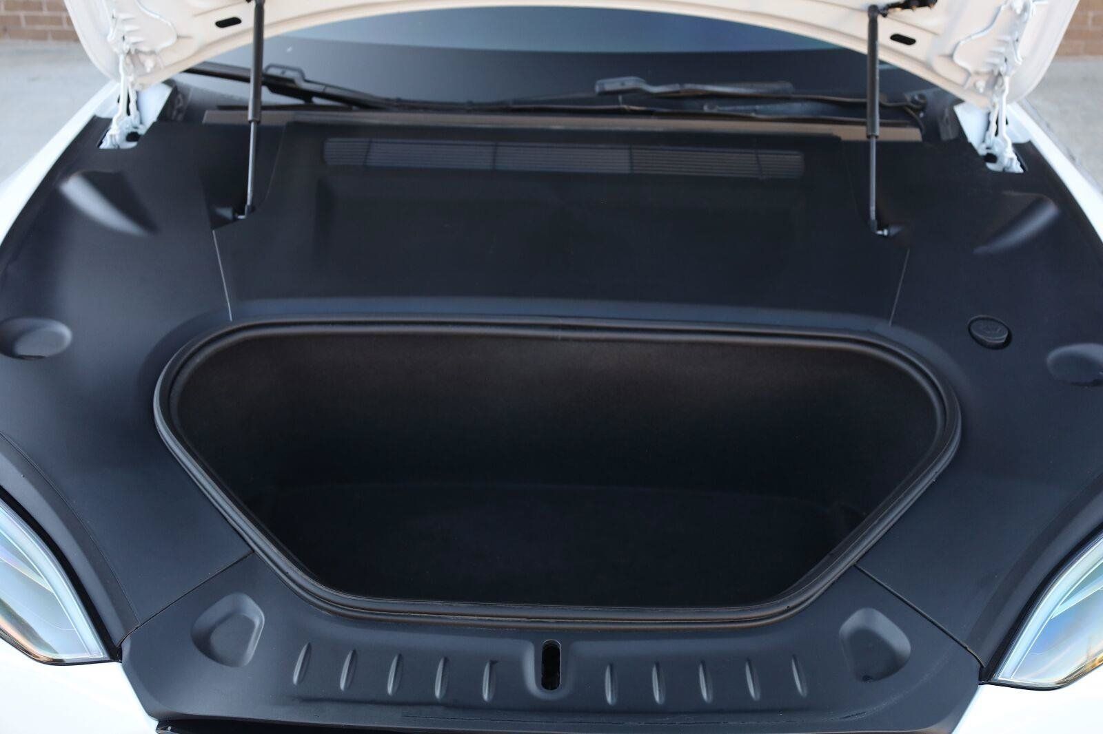 Used 2022 Tesla Model S AWD/4WD image 13
