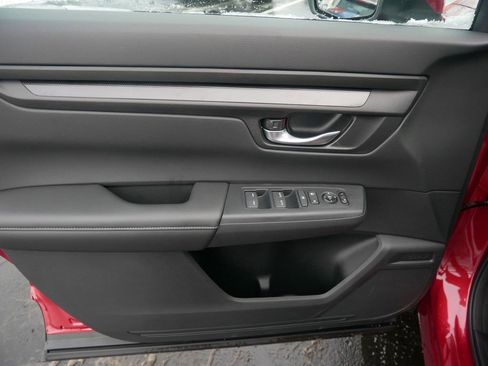 Used 2025 Honda CR-V EX image 10