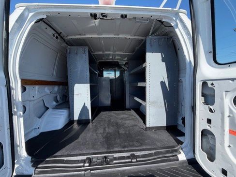 Used 2009 Ford E-350 and Econoline 350 Super Duty image 13