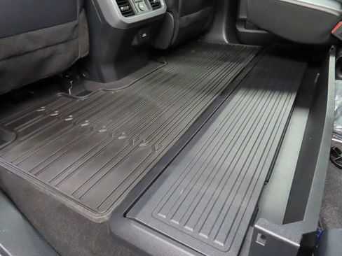 Used 2025 Ford F250 Lariat w/ Lariat Ultimate Package image 78