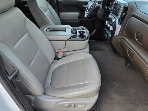 Used 2021 GMC Sierra 1500 SLT w/ X31 Off-Road Package AWD/4WD image 30
