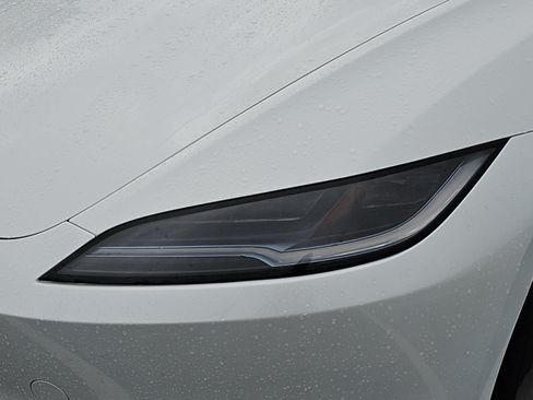 Used 2024 Tesla Model 3 Long Range AWD/4WD image 29