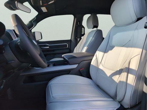 Used 2025 RAM 1500 Big Horn image 9