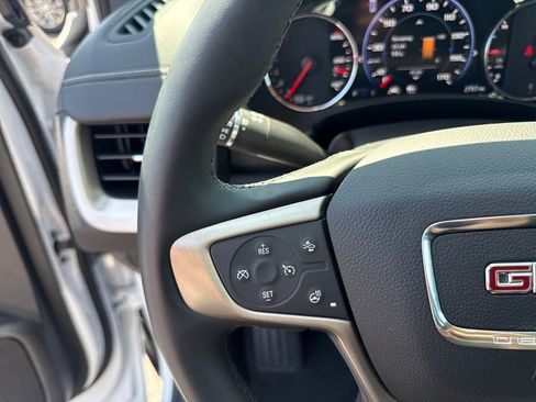 Certified 2024 GMC Terrain Denali w/ Denali Premium Package AWD/4WD image 16