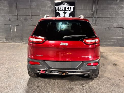 Used 2016 Jeep Cherokee Trailhawk w/ Leather Interior Group AWD/4WD image 6