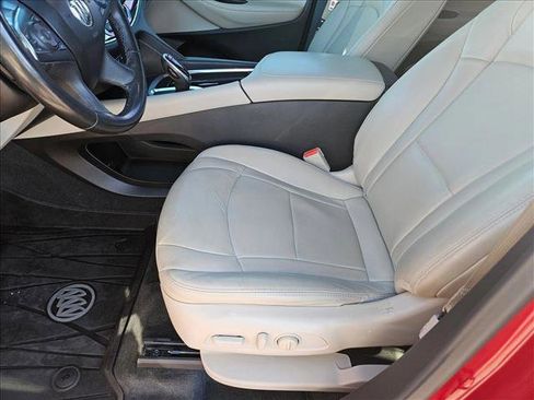 Used 2019 Buick Enclave Essence image 15