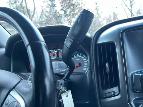 Used 2018 Chevrolet Silverado 1500 LT w/ All Star Edition image 15