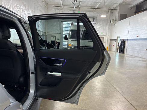 Used 2025 Mercedes-Benz GLC 300 GLC 300 image 26
