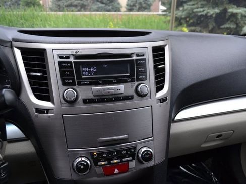 Used 2012 Subaru Outback 2.5i Premium w/ All-Weather Pkg image 22