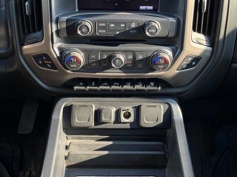 Used 2016 GMC Sierra 2500 Denali w/ Duramax Plus Package AWD/4WD image 26