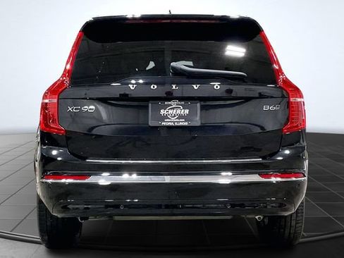 Certified 2023 Volvo XC90 B6 Ultimate w/ Lounge Package image 5