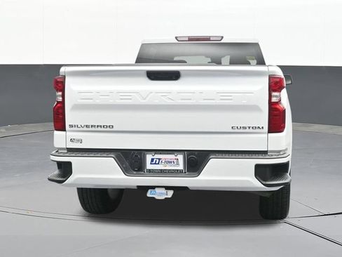 Used 2025 Chevrolet Silverado 1500 Custom AWD/4WD image 10