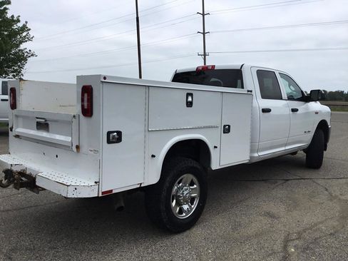 Used 2022 RAM 2500 Tradesman w/ Chrome Appearance Group AWD/4WD image 6