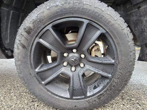 Used 2023 RAM 1500 Big Horn AWD/4WD image 16