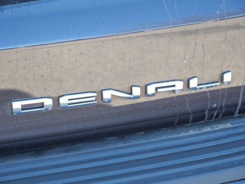 Used 2023 GMC Yukon Denali w/ Max Trailering Package AWD/4WD image 13