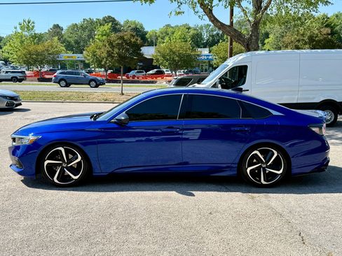 Used 2021 Honda Accord Sport image 8