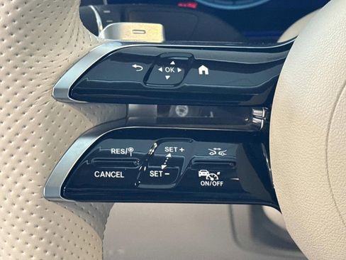 Used 2022 Mercedes-Benz E 450 E 450 image 23