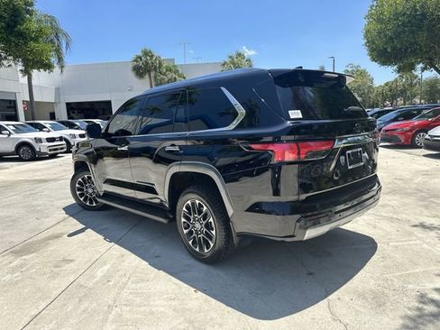 Used 2024 Toyota Sequoia Limited AWD/4WD image 39
