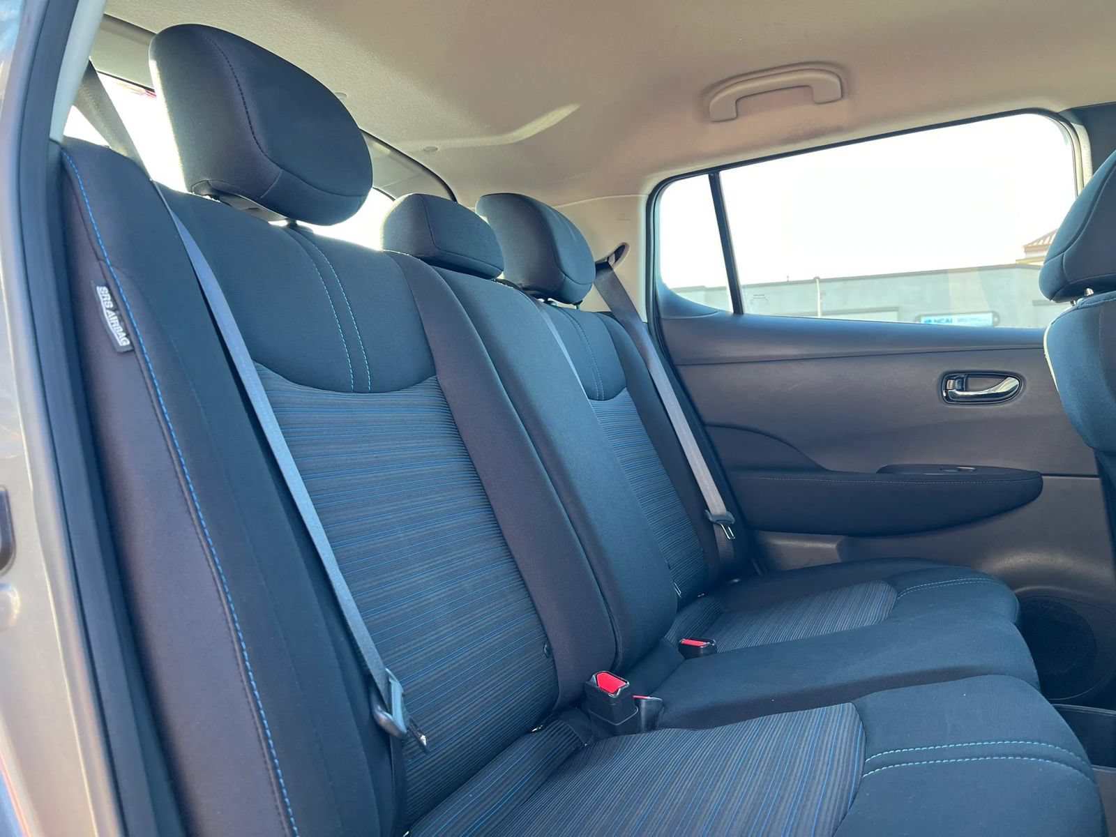 Used 2025 Nissan Leaf S FWD image 29
