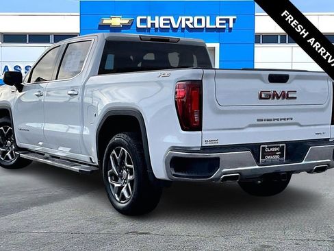 Used 2023 GMC Sierra 1500 SLT image 4