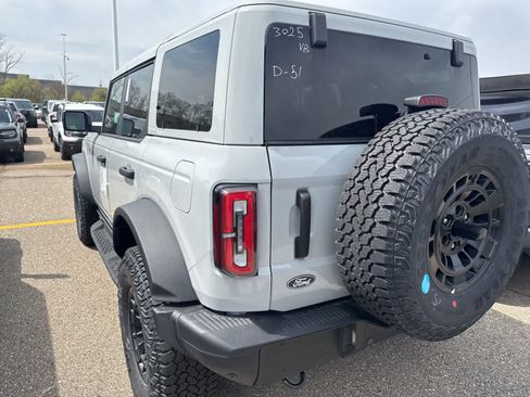 New 2026 Ford Bronco Badlands AWD/4WD image 13