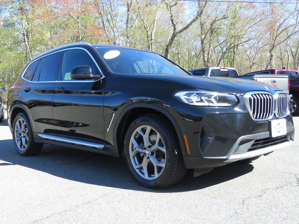 Used 2022 BMW X3 xDrive30i AWD/4WD image 3