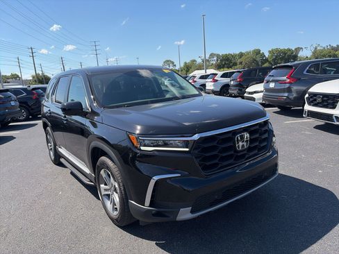 Used 2025 Honda Pilot EX-L image 1