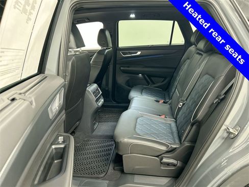 Used 2024 Volkswagen Atlas Cross Sport SEL Premium R-Line image 15