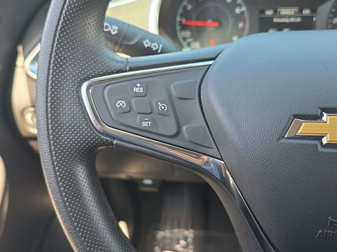 Used 2020 Chevrolet Malibu LT FWD image 19