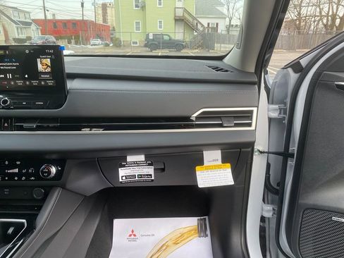 New 2026 Mitsubishi Outlander Trail Edition image 28