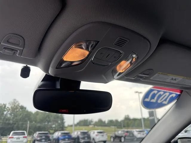 Used 2022 Jeep Compass Trailhawk AWD/4WD image 12