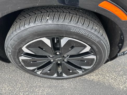 Used 2024 Chevrolet Blazer EV RS image 13