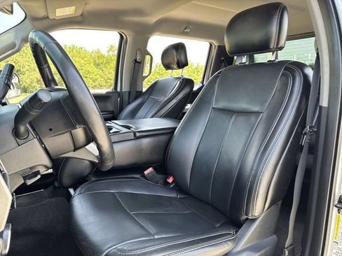 Used 2018 Ford F150 Lariat AWD/4WD image 11