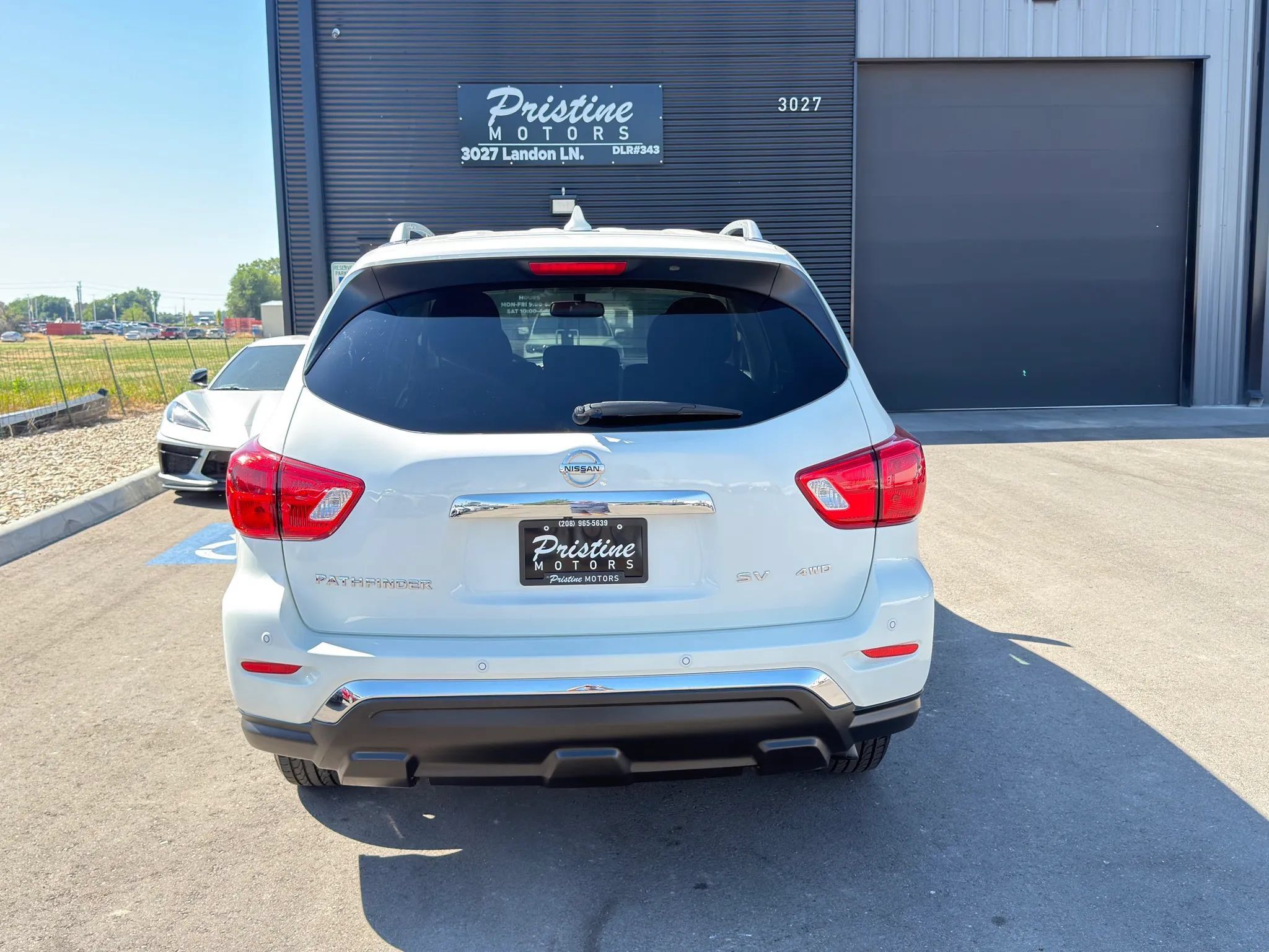 Used 2020 Nissan Pathfinder SV AWD/4WD image 6