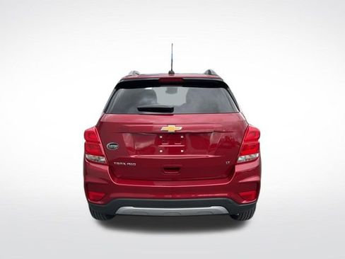 Used 2020 Chevrolet Trax LT AWD/4WD image 6