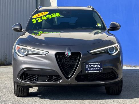Used 2022 Alfa Romeo Stelvio Sprint RWD image 9